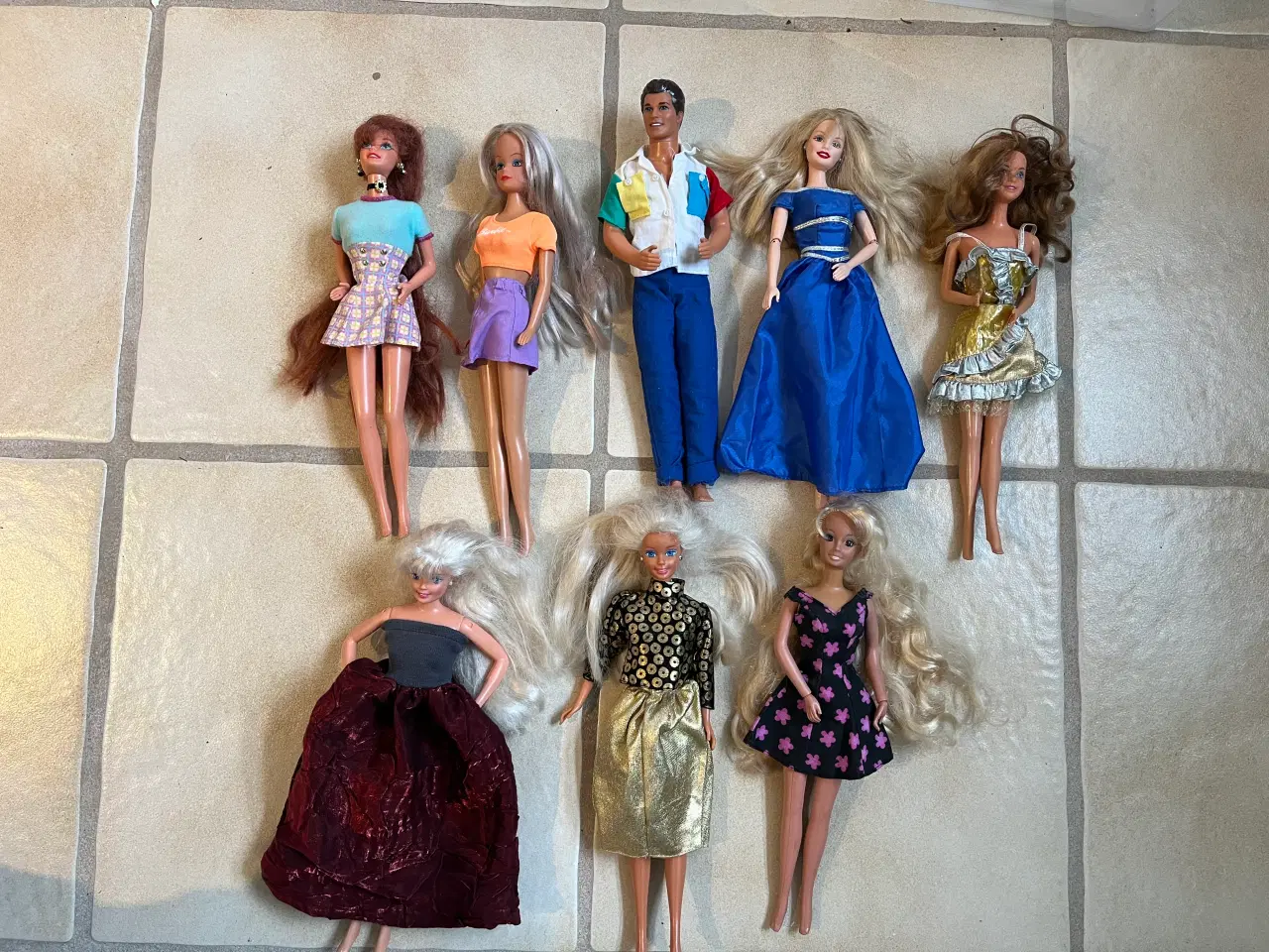 Billede 1 - Ældre Barbie dukker og Ken