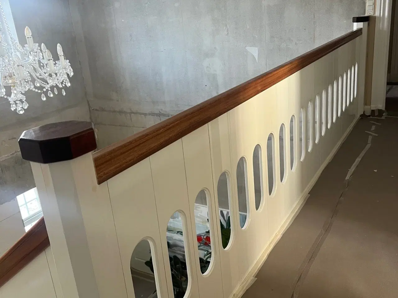 Billede 9 - Håndlavet snedker trappe i malet fyrtræ