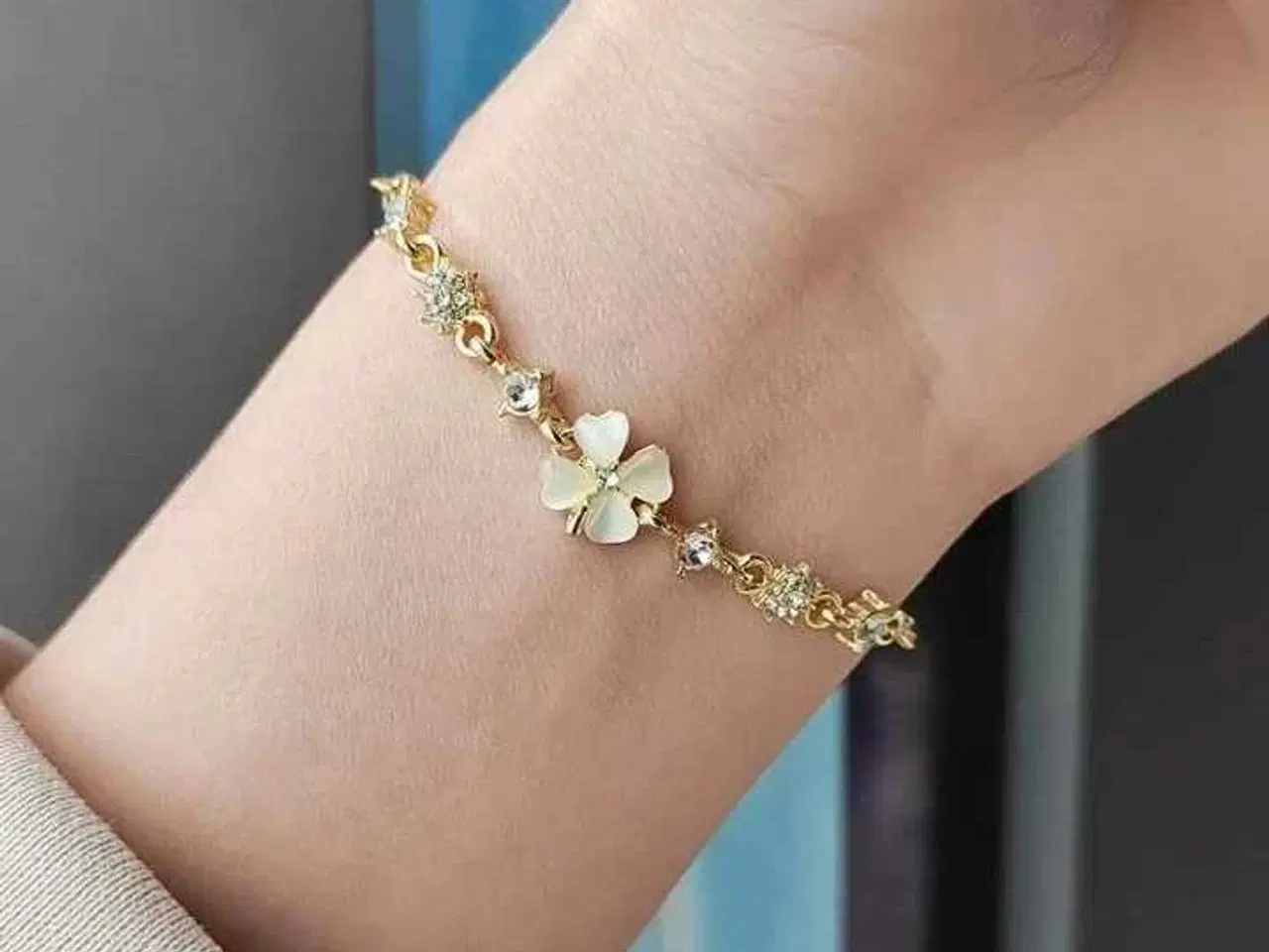 Billede 3 - Guld armbånd 