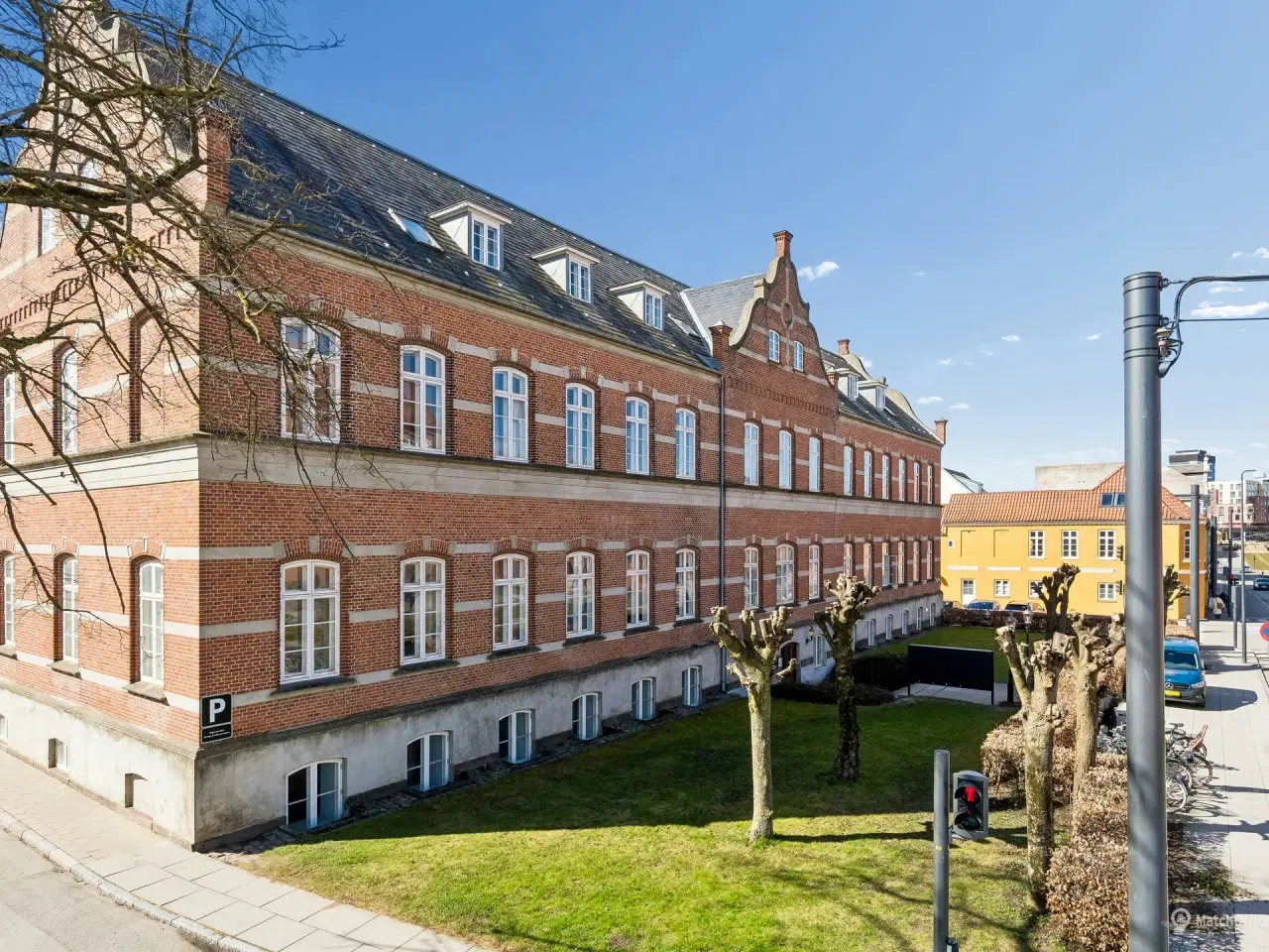 Billede 4 - Kontor i parterre med central placering