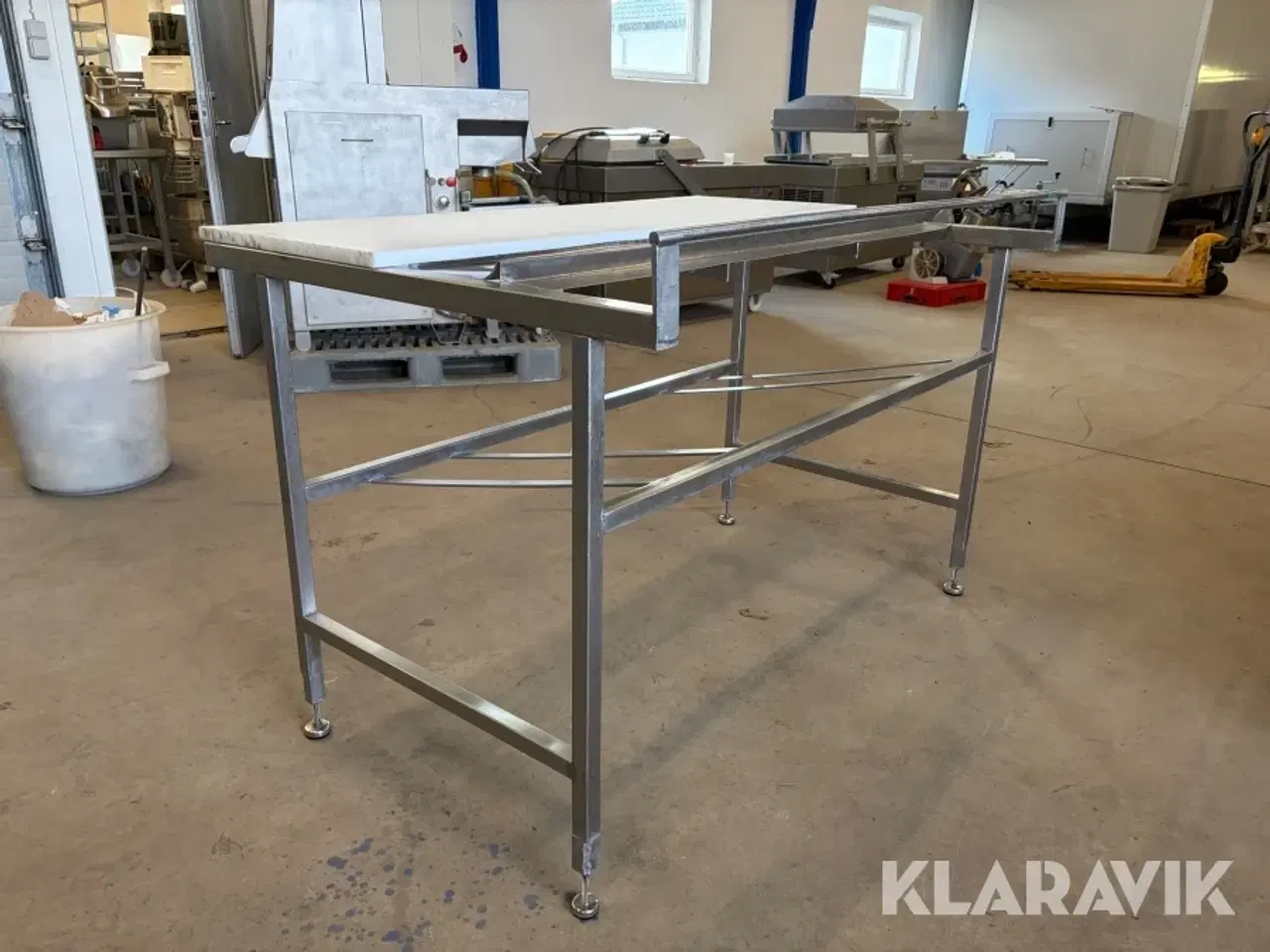 Billede 5 - Skærebord med skæreplanke