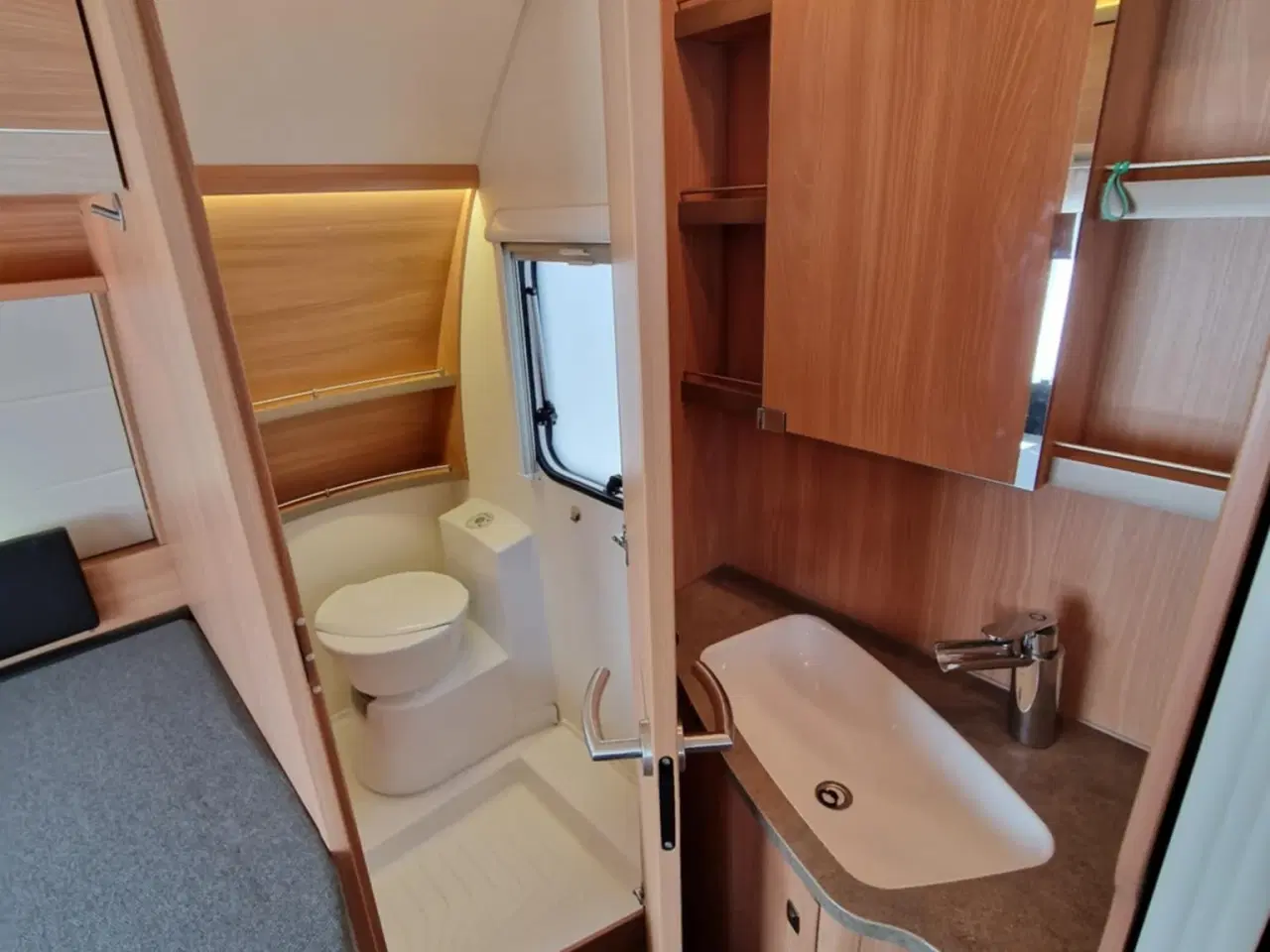 Billede 8 - 2016 - Knaus Südwind 450 FU
