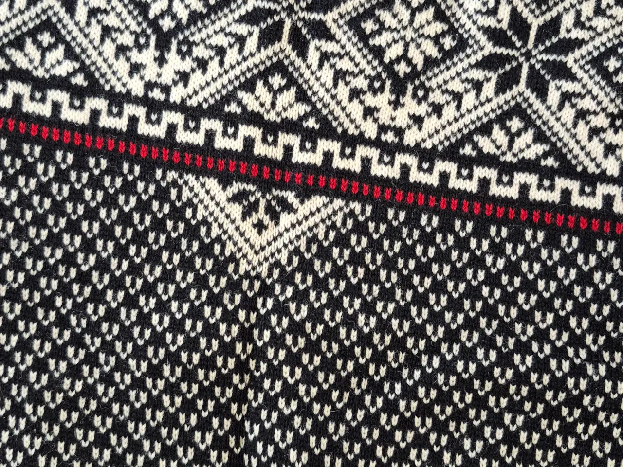 Billede 3 - Norsk striktrøje uld str. M