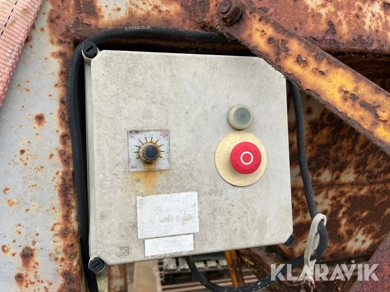 Billede 8 - Fødekasse med udleveringsbånd