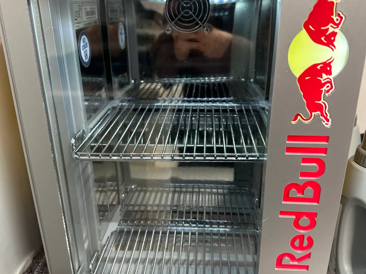 Billede 3 - Redbull Køleskab 