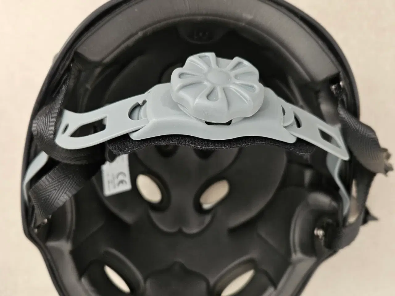 Billede 9 - Hjelm til vandsport
