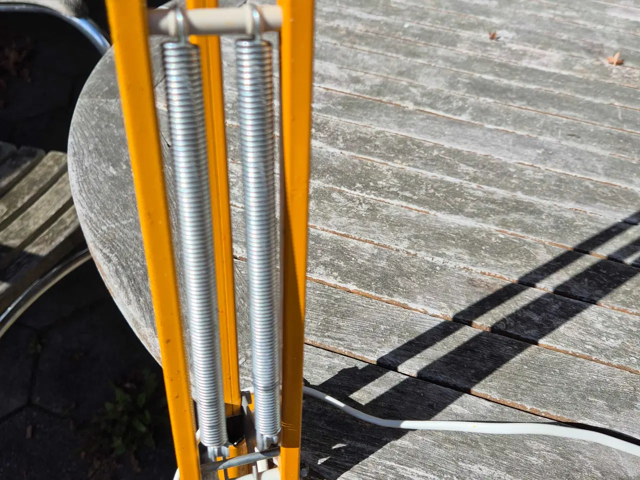Billede 17 - Dejlige gule arkitektlamper i dansk design