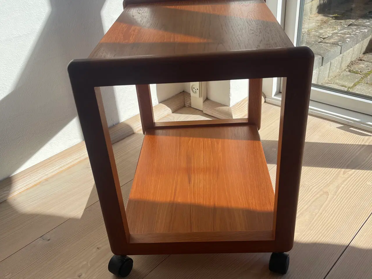 Billede 2 - Designer teak barbord