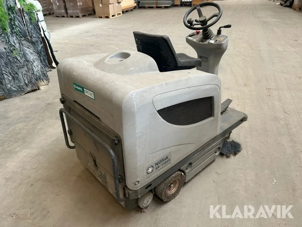Billede 3 - Fejemaskine Nilfisk SR 1100S