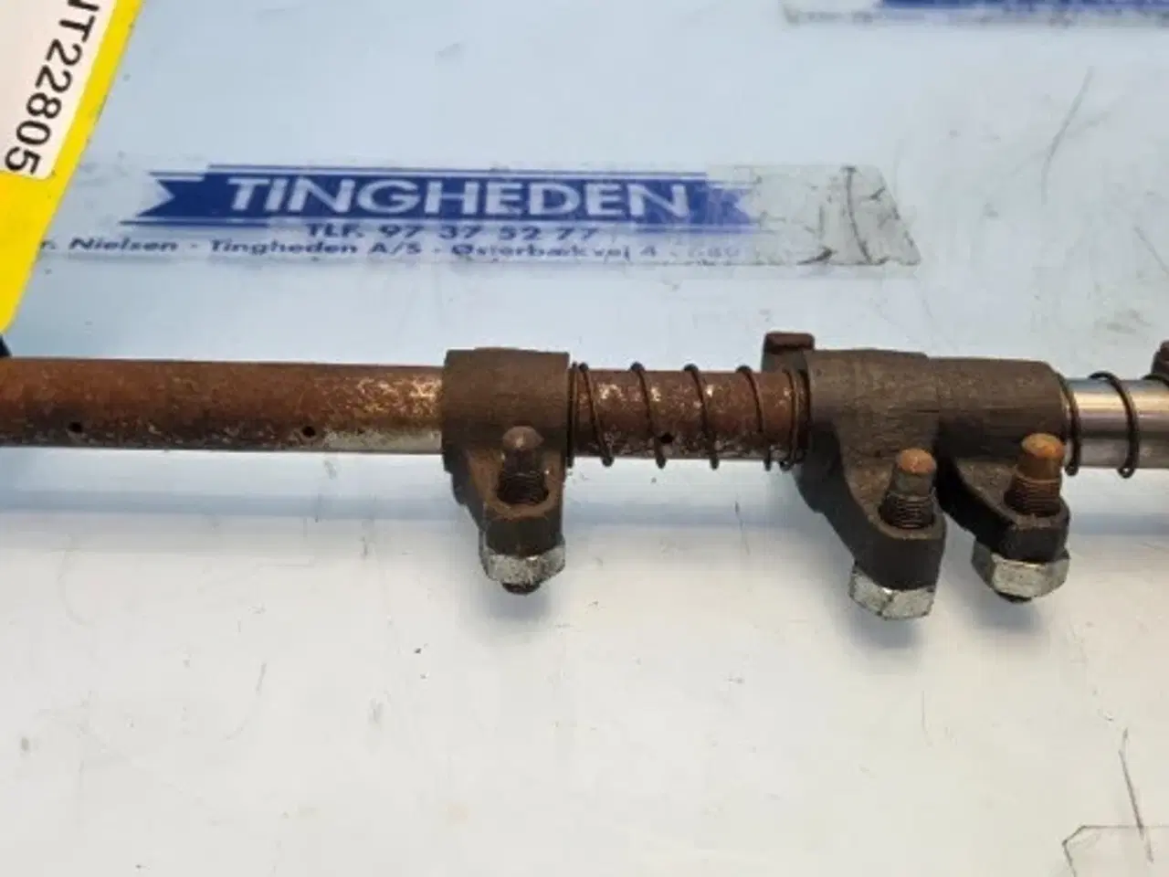 Billede 2 - John Deere  6068   Vippeaksel  RE536260