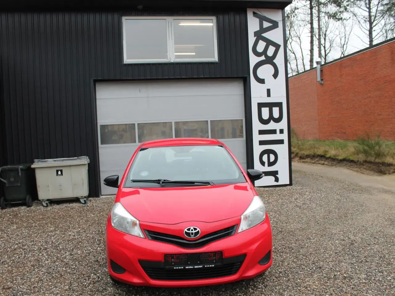 Billede 1 - Toyota Yaris 1,0 VVT-I T1 69HK 5d