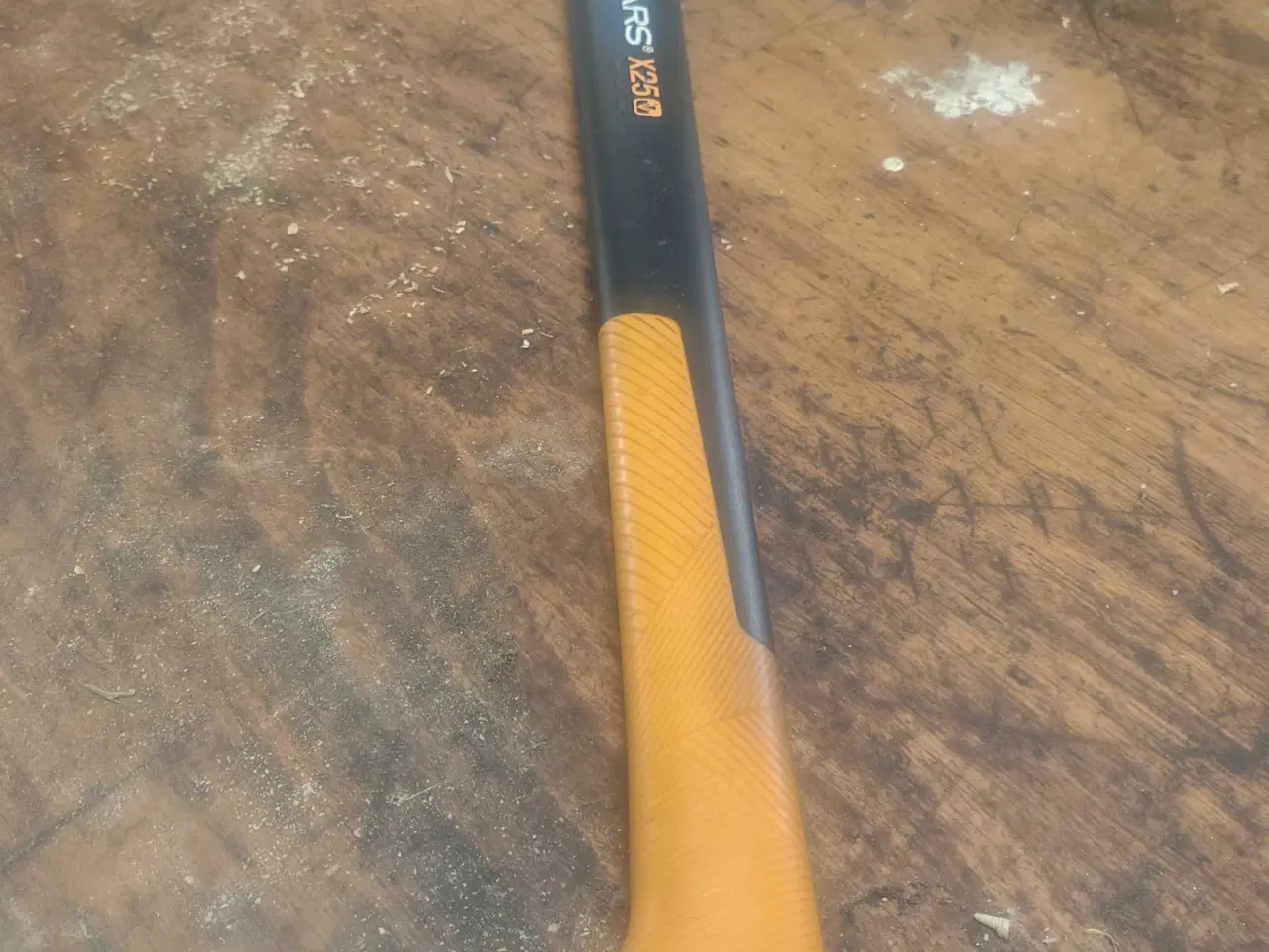 Billede 3 - Fiskars X25 kløveøkse