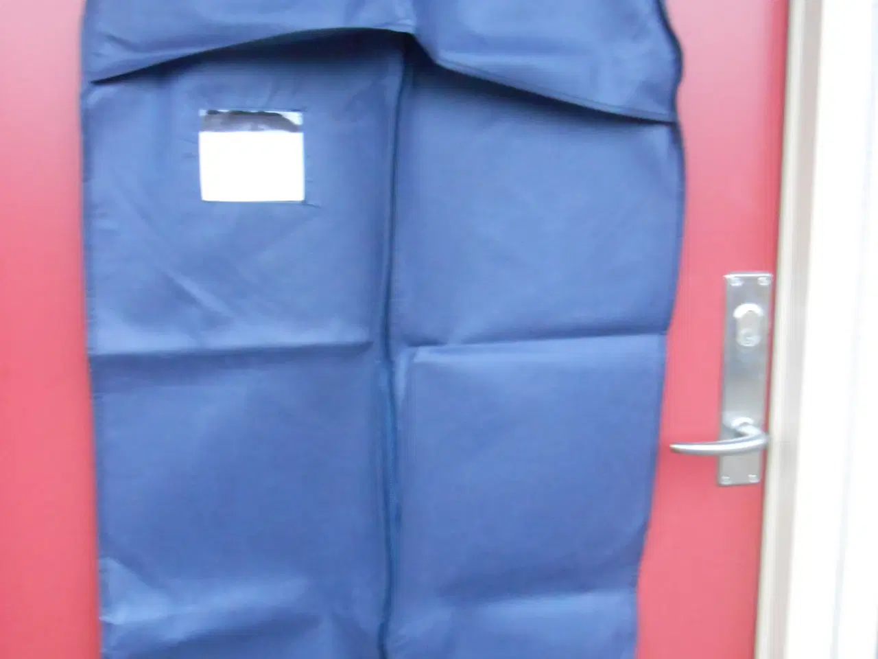 Billede 5 - Sportstaske - Dragtposer - Kapselåbner.