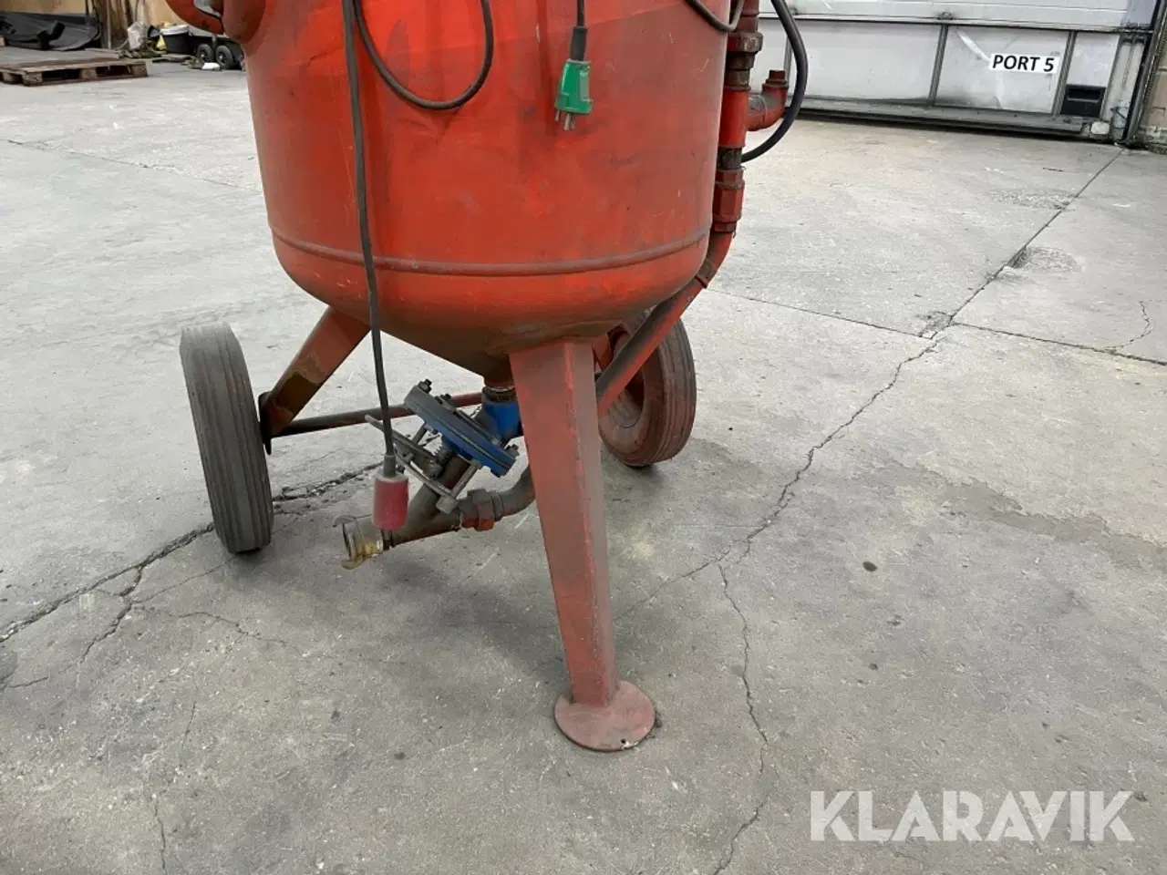 Billede 7 - Sandblæser CLEMCO 2452 200 liter
