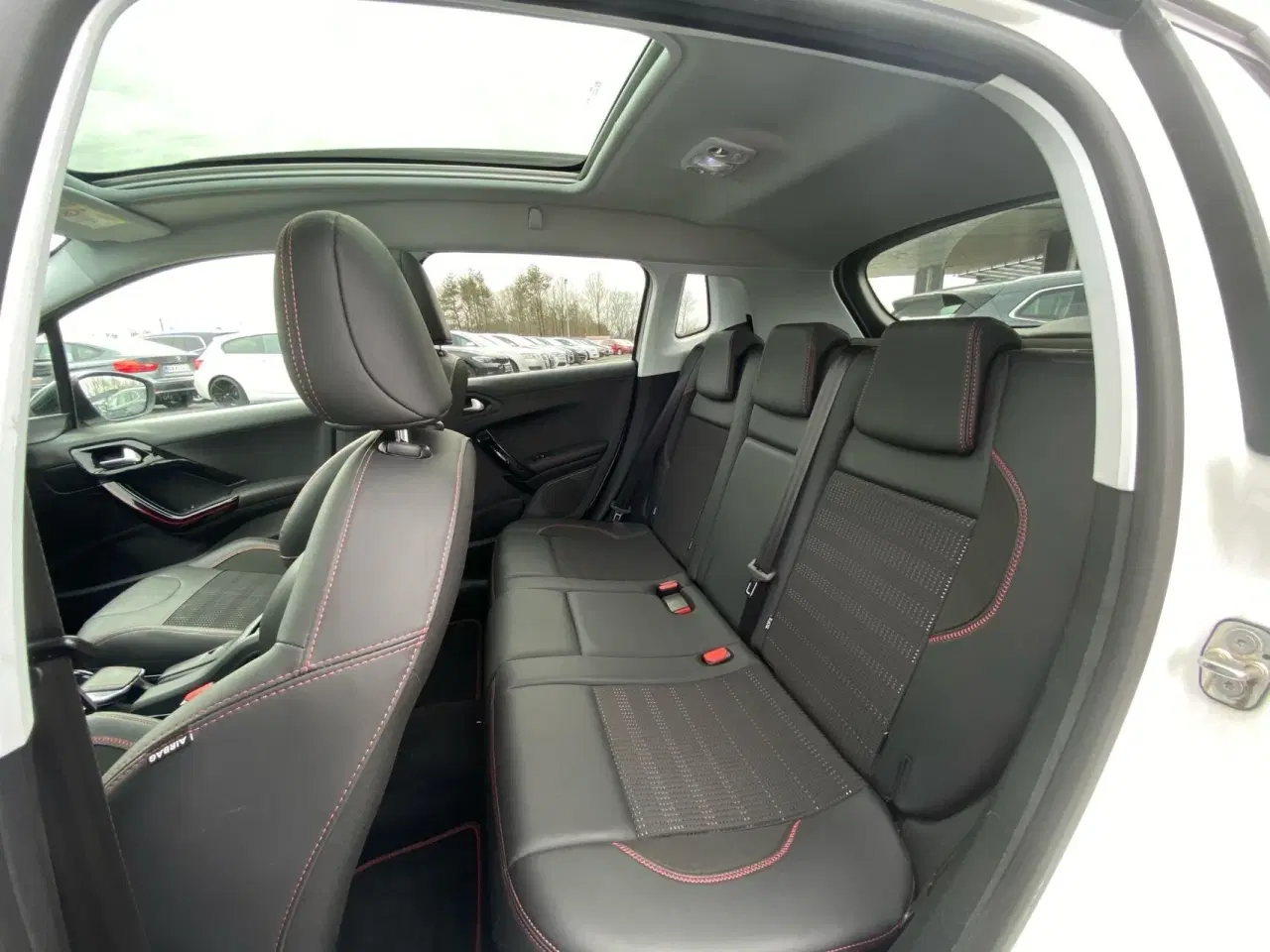 Billede 12 - Peugeot 2008 1,5 BlueHDi GT Line Sky EAT6 120HK 5d 6g Aut.