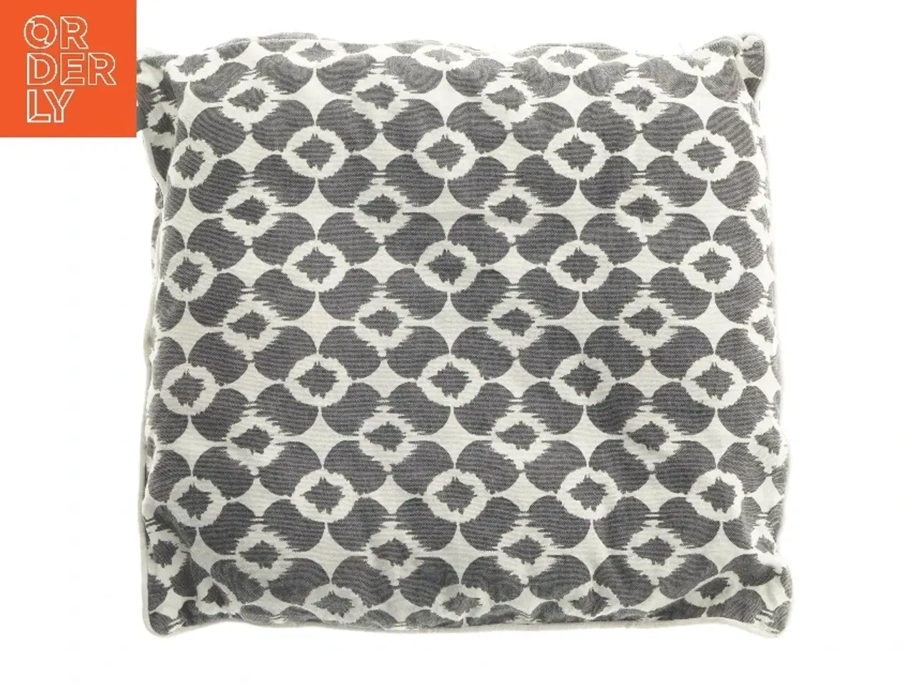 Billede 4 - Grå mønstrede puder (str. 44x40 cm)