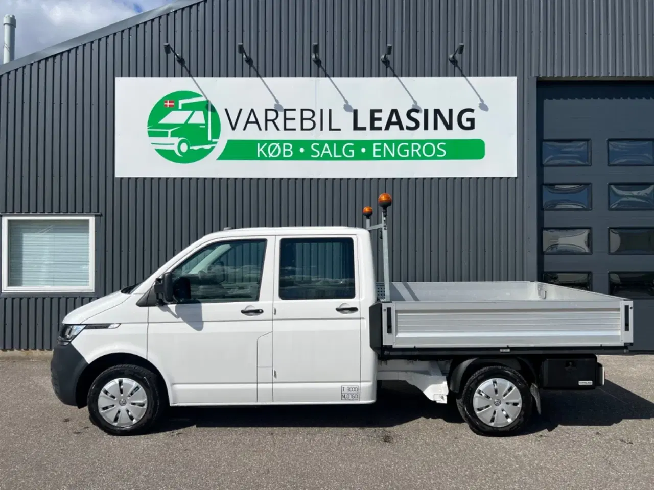 Billede 1 - VW Transporter 2,0 TDi 150 Db.Kab m/lad