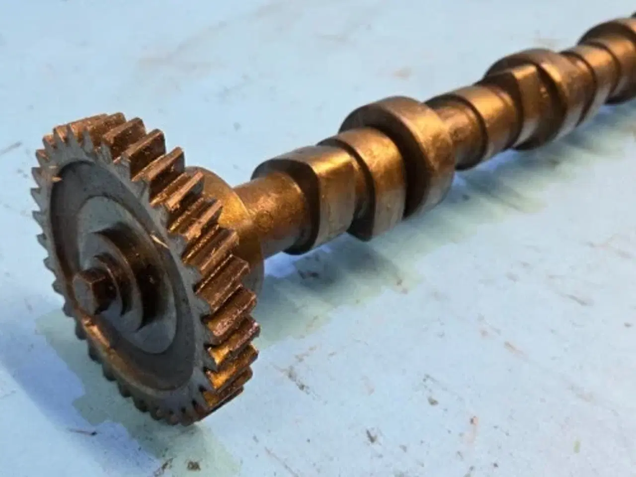 Billede 12 - Ford  675TA    Knastaksel   87802018