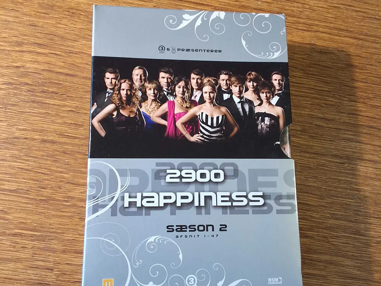 Billede 5 - 2900 HAPPINESS SÆSON 1+2 DVD 12 disk.