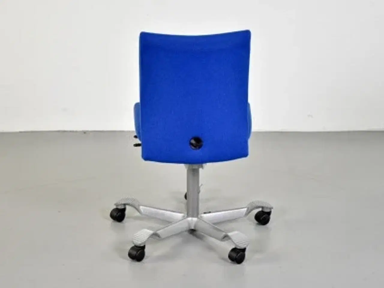 Billede 3 - Häg h04 credo 4200 kontorstol med blåt polster og gråt stel