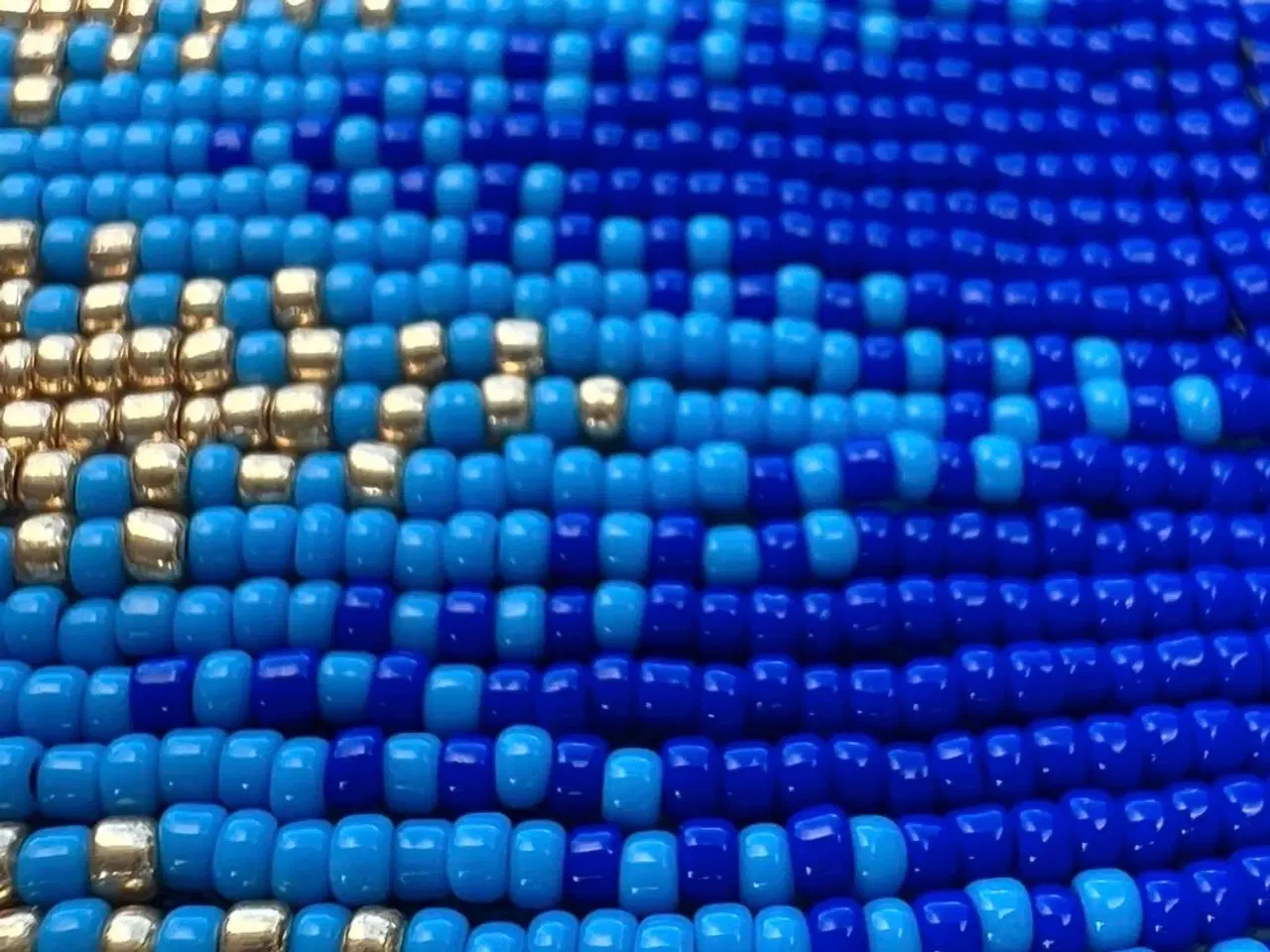 Billede 2 - Grønlandske øreringe, håndlavede 