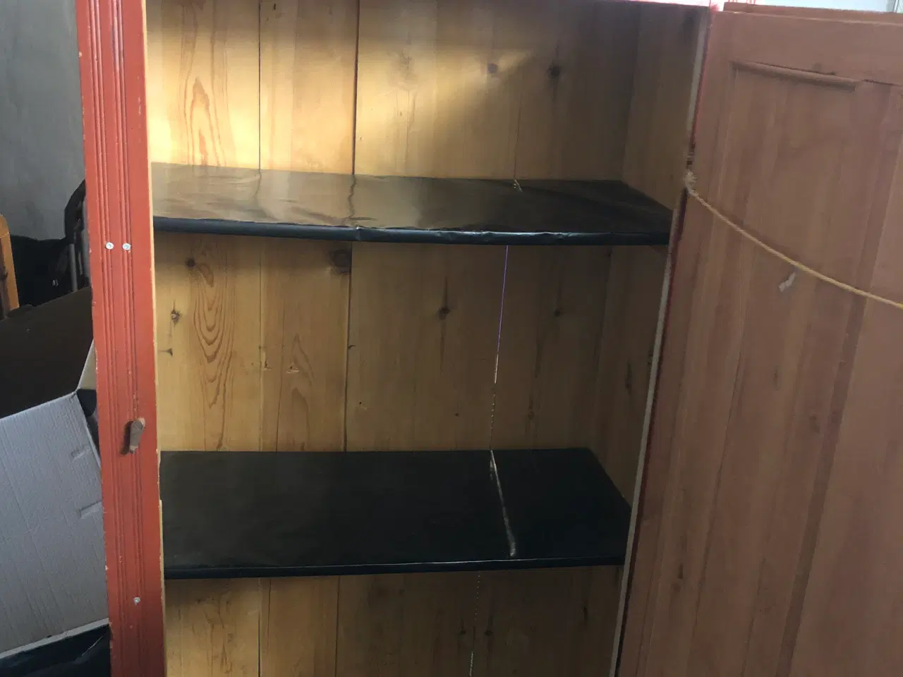 Billede 3 - Karlekammerskab