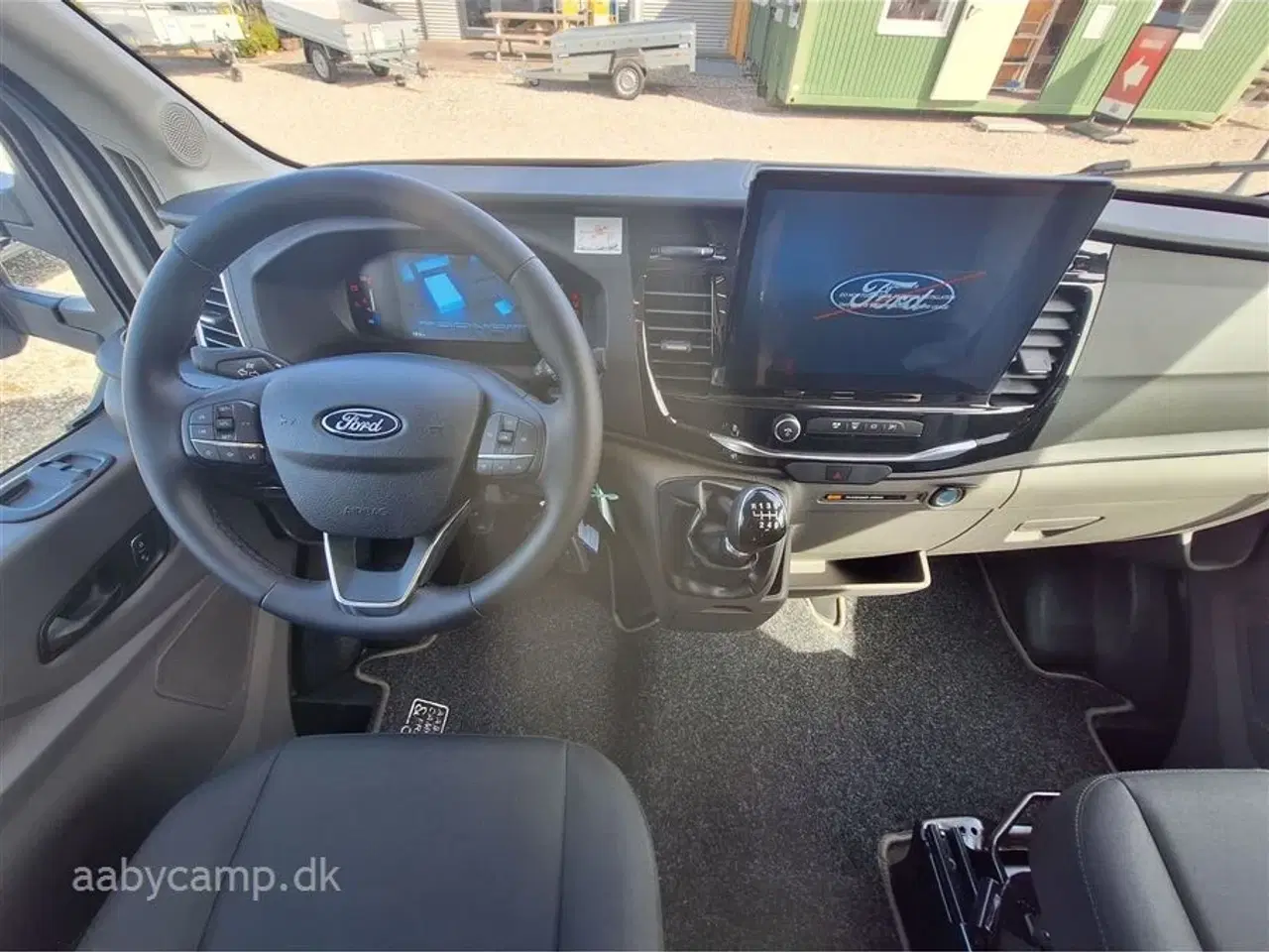 Billede 6 - 2025 - Benimar Tessoro 463 UP   Solcelle. markise. tv. 5 selepladser. batteri. helårsdæk. p-sensor for og bag. Bakkamera.