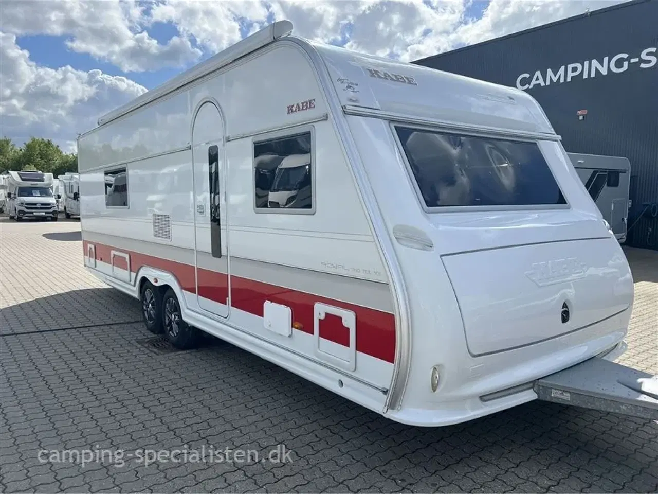 Billede 2 - 2017 - Kabe Royal 740   Kabe Royal 740 E TDL KS kan nu ses hos Camping-Specialisten.dk