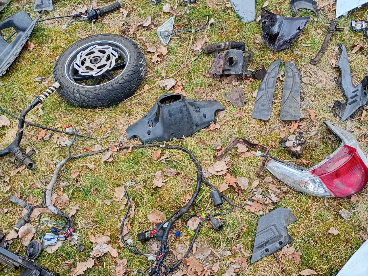 Billede 3 - Dele til pgo g-max sælges 