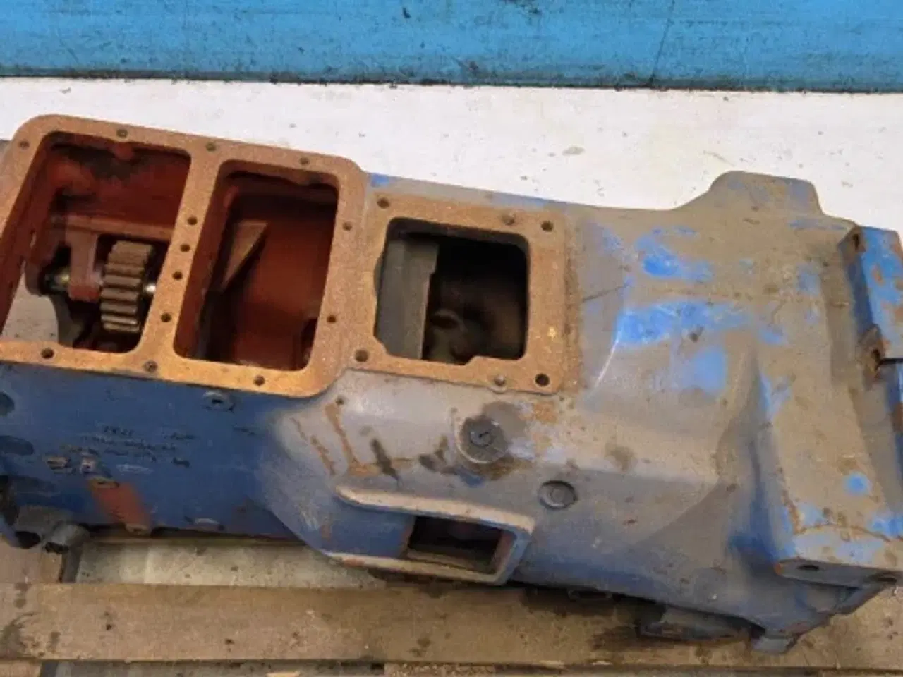 Billede 15 - Ford 8210 Gearkasse Hus E2NN7006EA