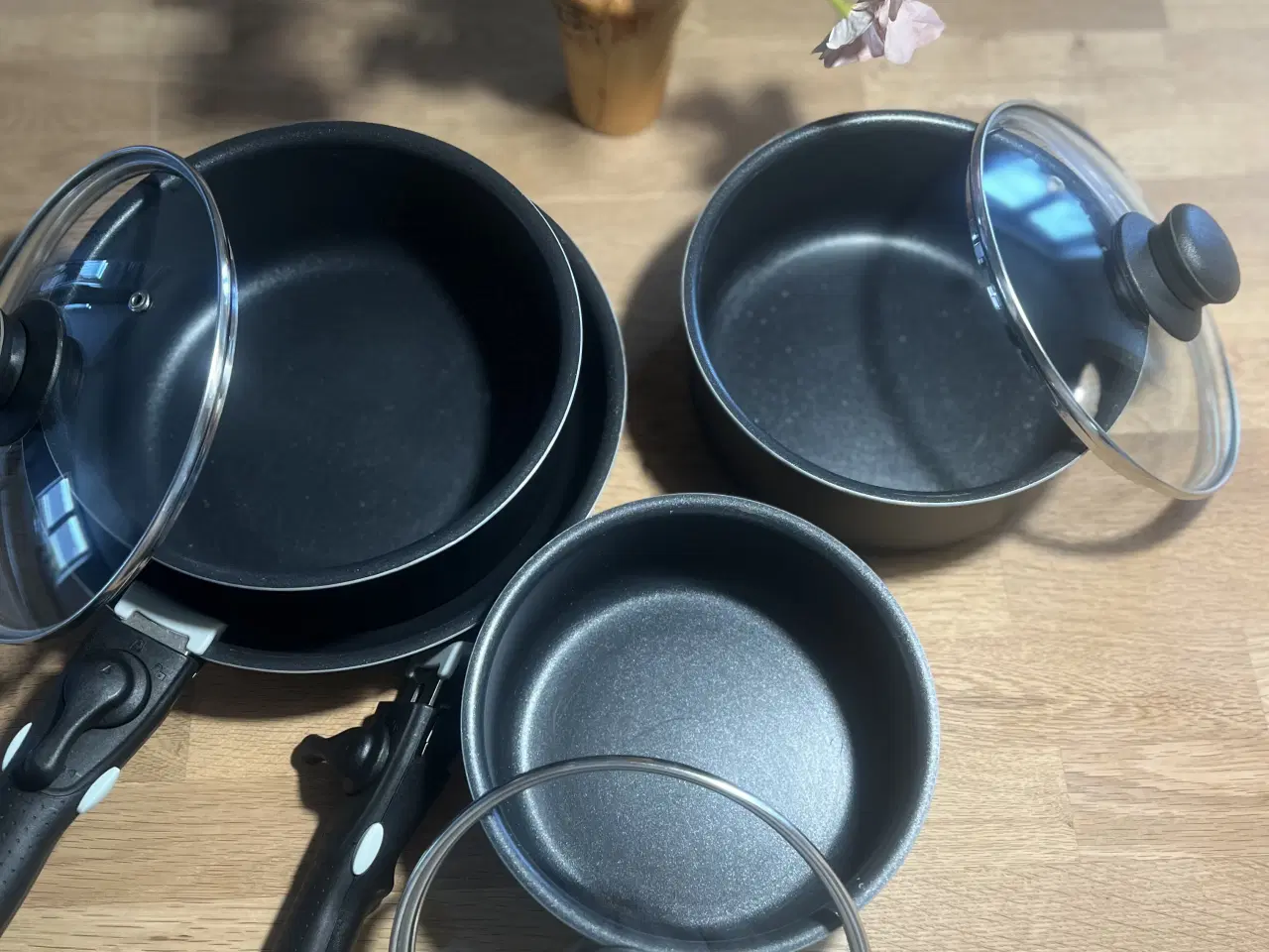 Billede 3 - Isabella grydesæt, service og bestik til 4 persone