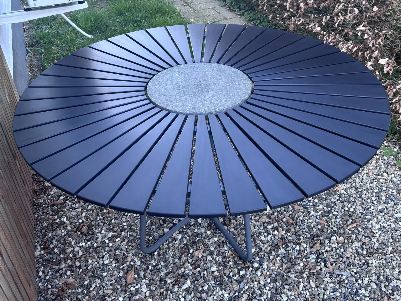 Billede 1 - Rundt havebord 