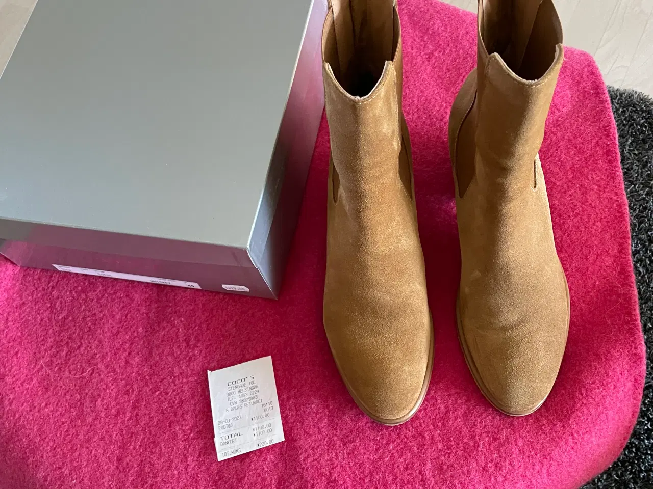 Billede 4 - Lækre italienske ruskindsstøvler str.40