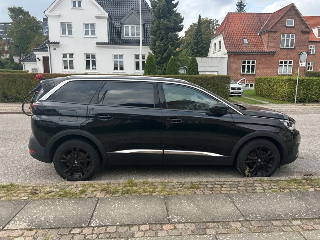 Billede 4 - Peugeot 5008 1,2 e-THP 130 Allure 7prs