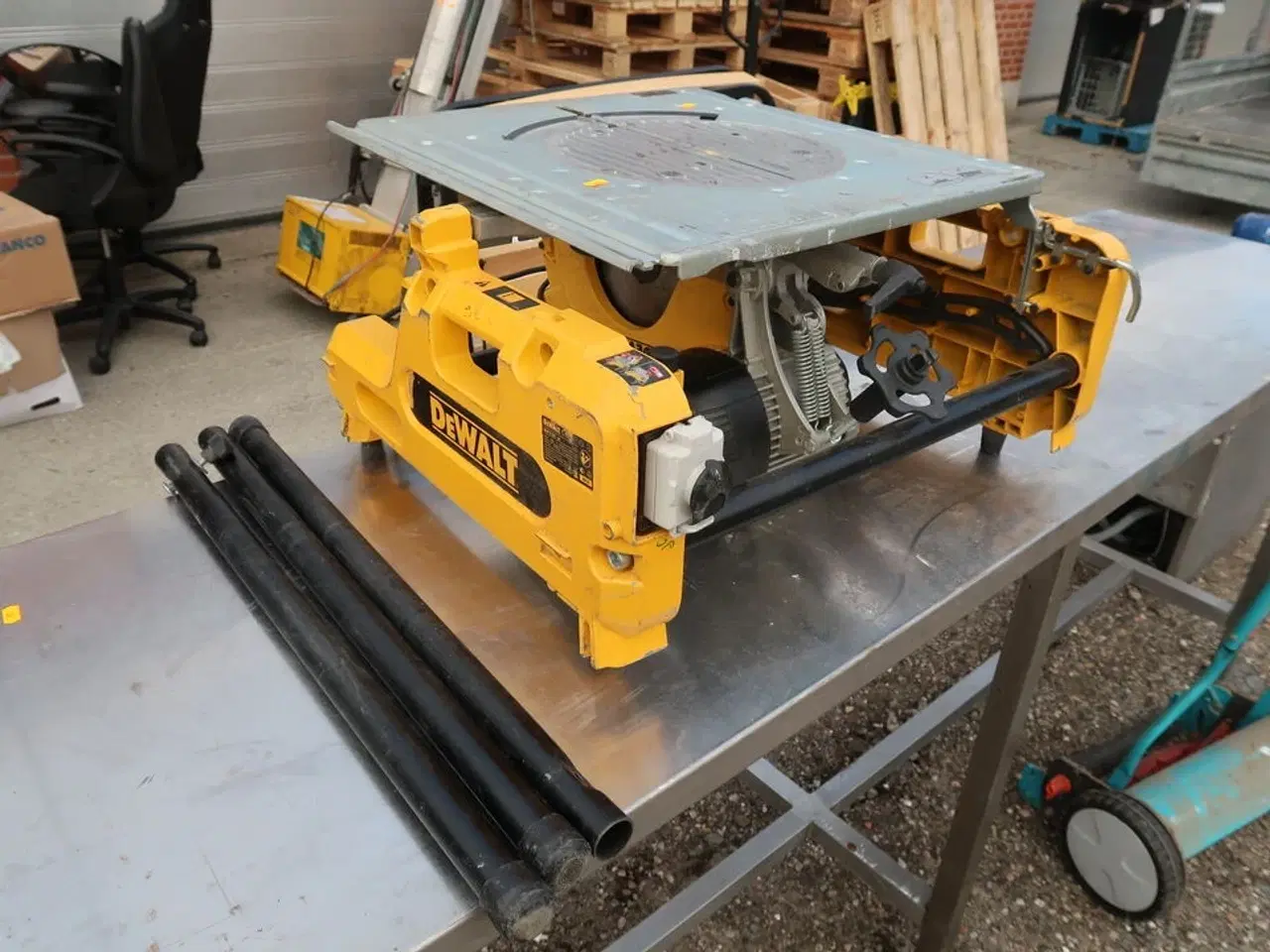 Billede 2 - Kap-/geringssav DEWALT DW743N