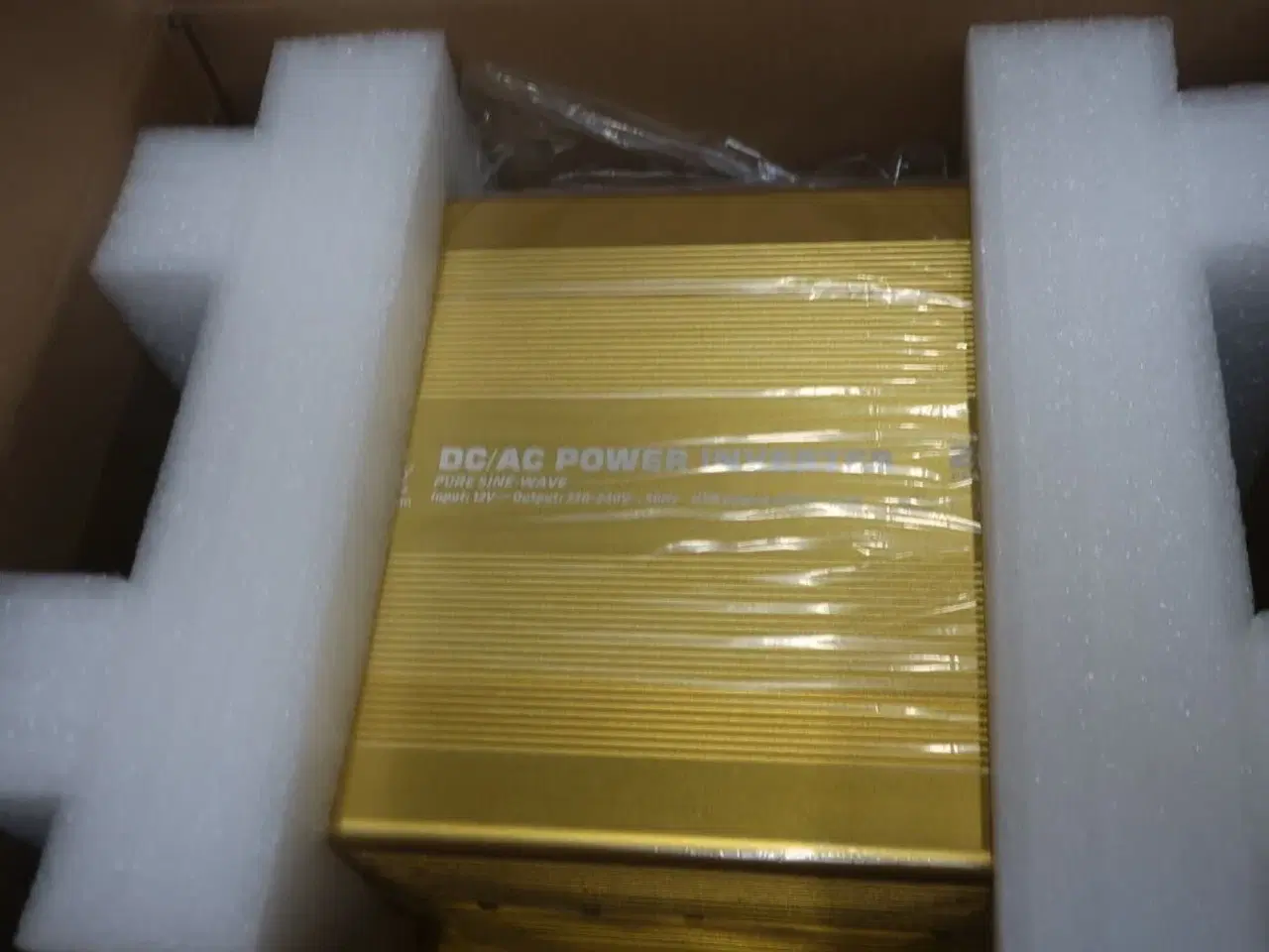 Billede 4 - Inverter GREEN ENERGY Pure Sine Wave DC/AC Power 2000W