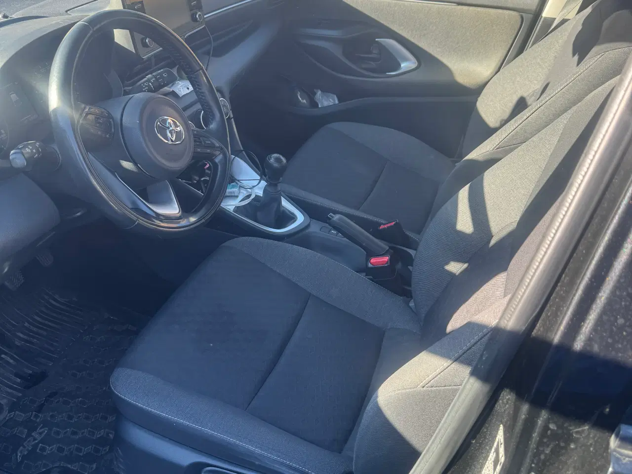 Billede 3 - Toyota Yaris sort 2021