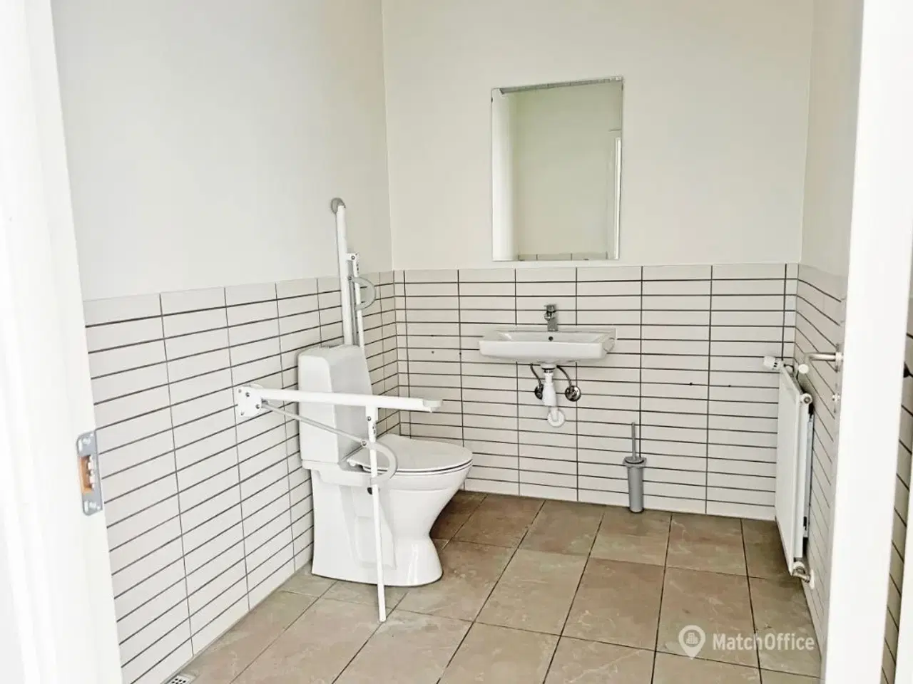 Billede 10 - Butik i centrum af Viborg - i alt 144 kvm