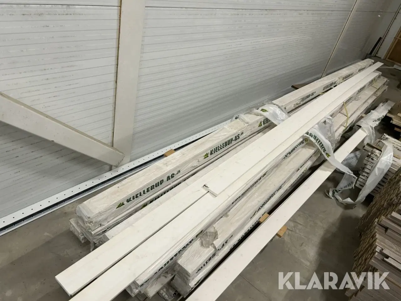 Billede 1 - Udhængsbrædder cirka 400 meter 78 styk