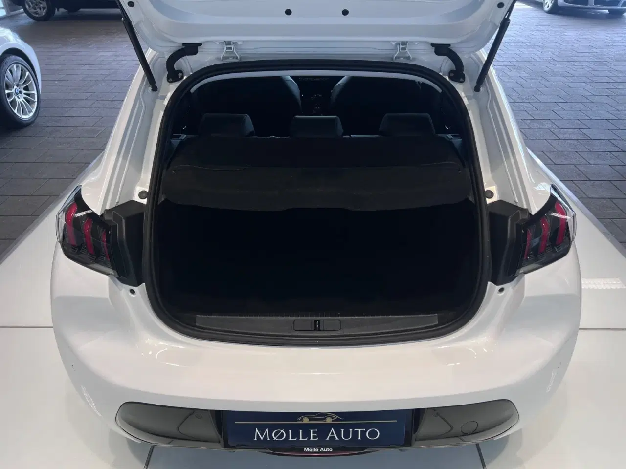 Billede 13 - Peugeot 208 1,5 BlueHDi 100 Infinity Sky