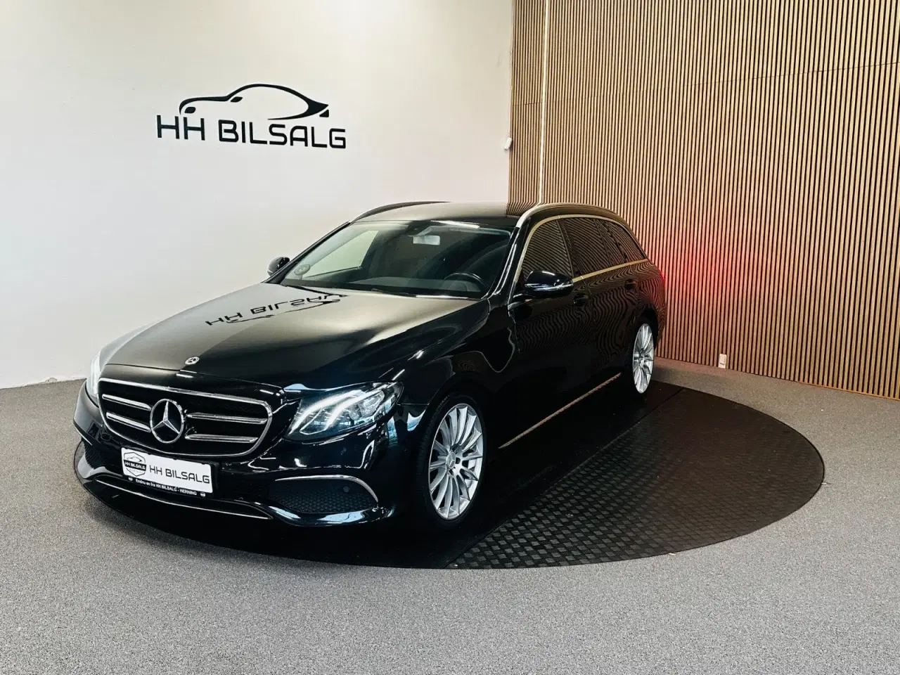 Billede 1 - Mercedes E220 d 2,0 Avantgarde stc. aut.