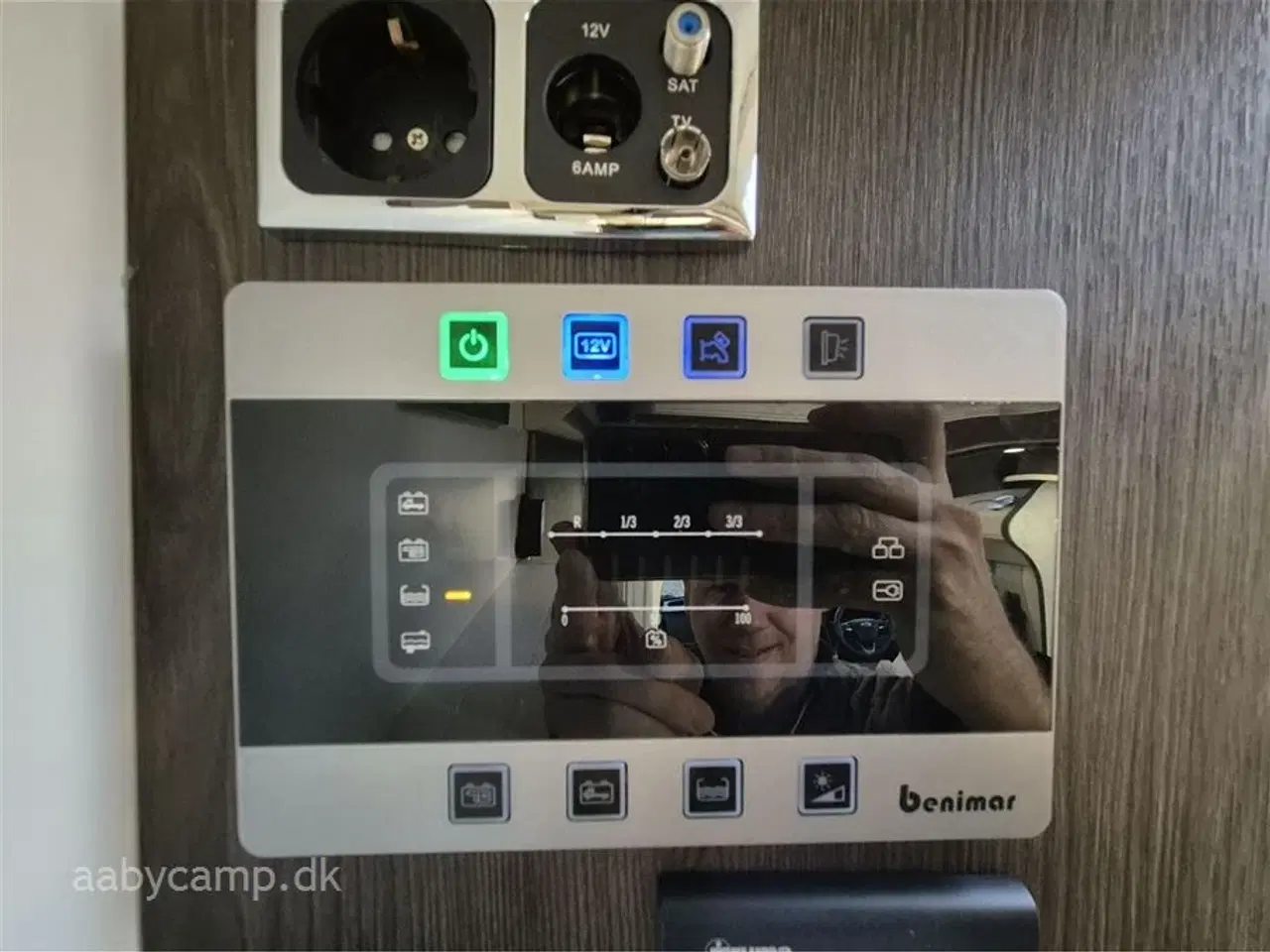 Billede 24 - 2020 - Benimar Tessoro 483   Nk pakke. Automatgear. solceller. Lithium batteri. inverter. maxxfan. Duo control. Markise. helårsdæk. undervognsbehandlet