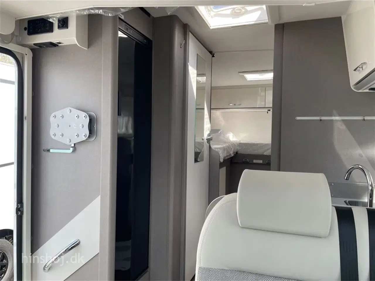 Billede 8 - 2024 - Etrusco T 7.3 SF Complete Sel. Etrusco By Hymer – Luksus og Funktionalitet i Perfekt Harmoni fra Hinshøj Caravan