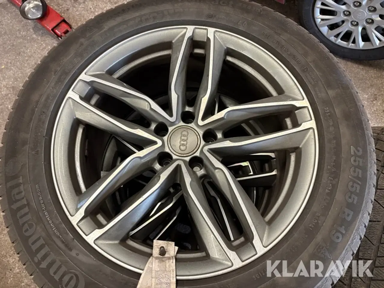 Billede 2 - Audi alufælg med Continental vinterdæk 255/55 R19 XL.