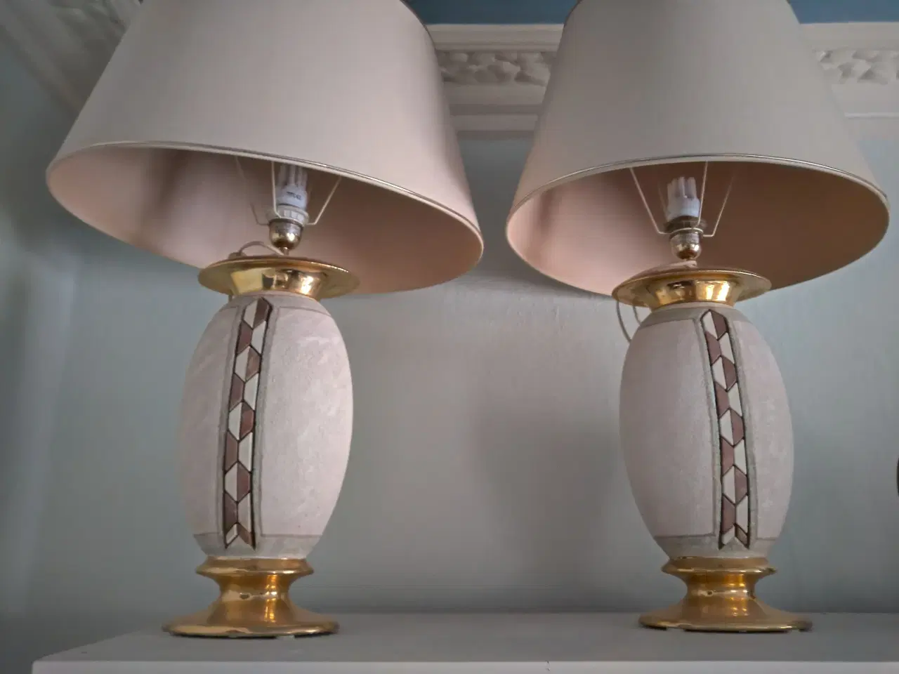 Billede 1 - To smukke, bordlamper med skærme