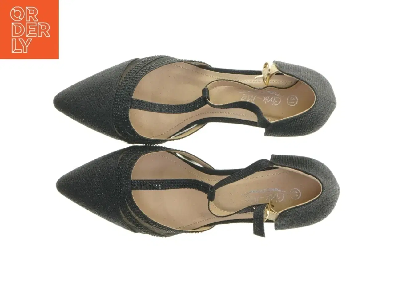 Billede 5 - Sort stilletto hæl sko str. 41 fra Chink-Me (str. 41 )