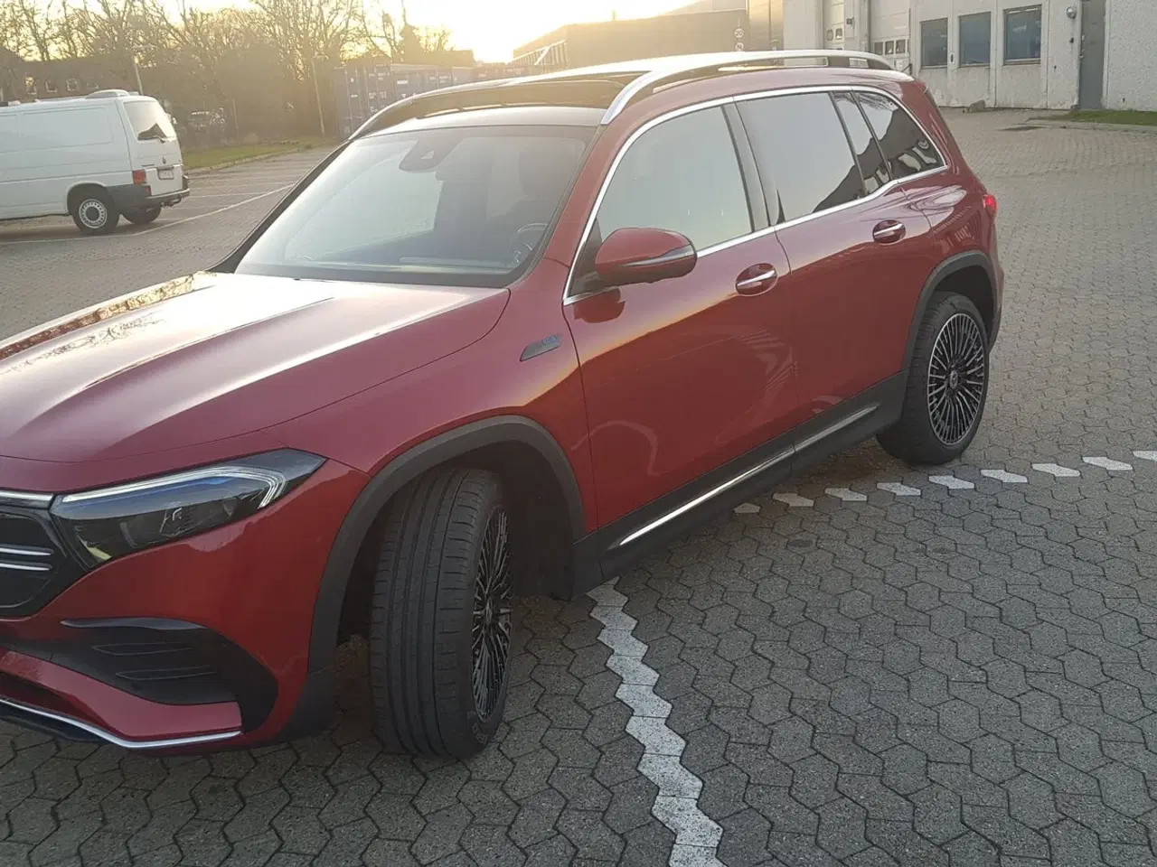 Billede 2 - Mercedes EQB250  AMG Line