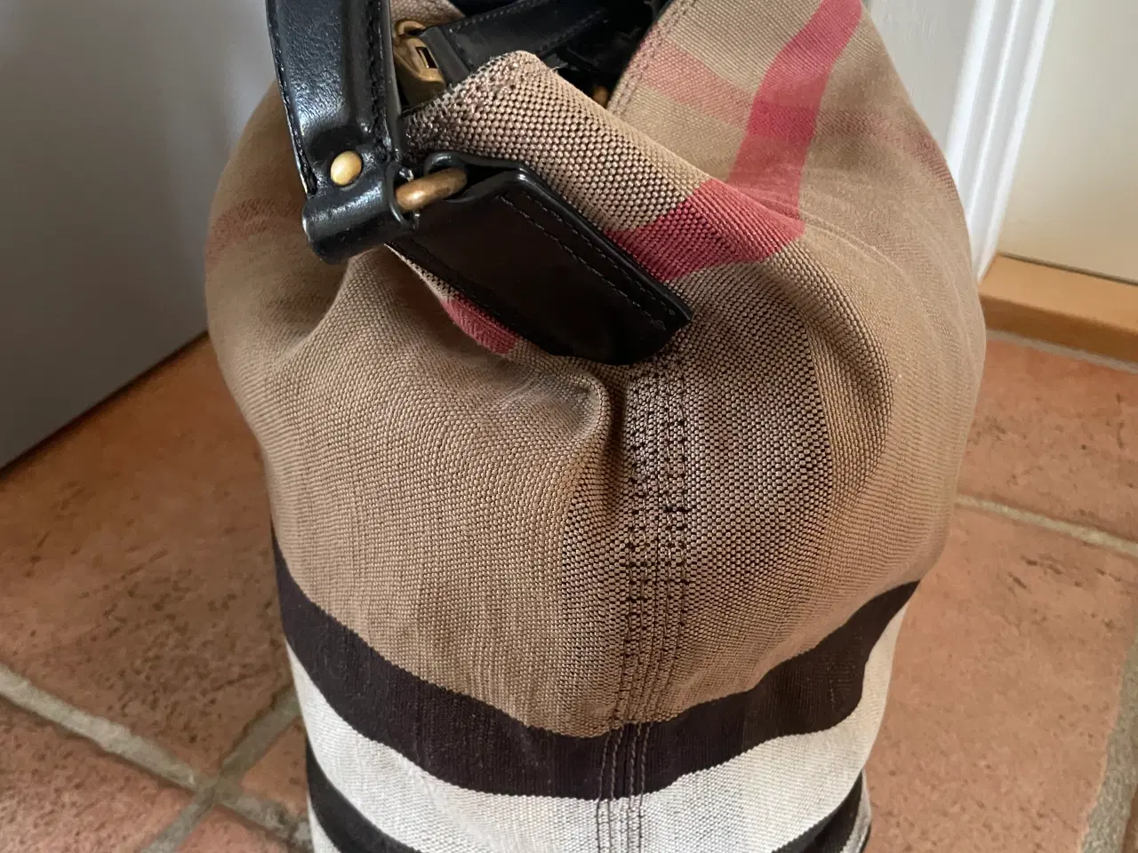 Billede 4 - Burberry kanvas taskr