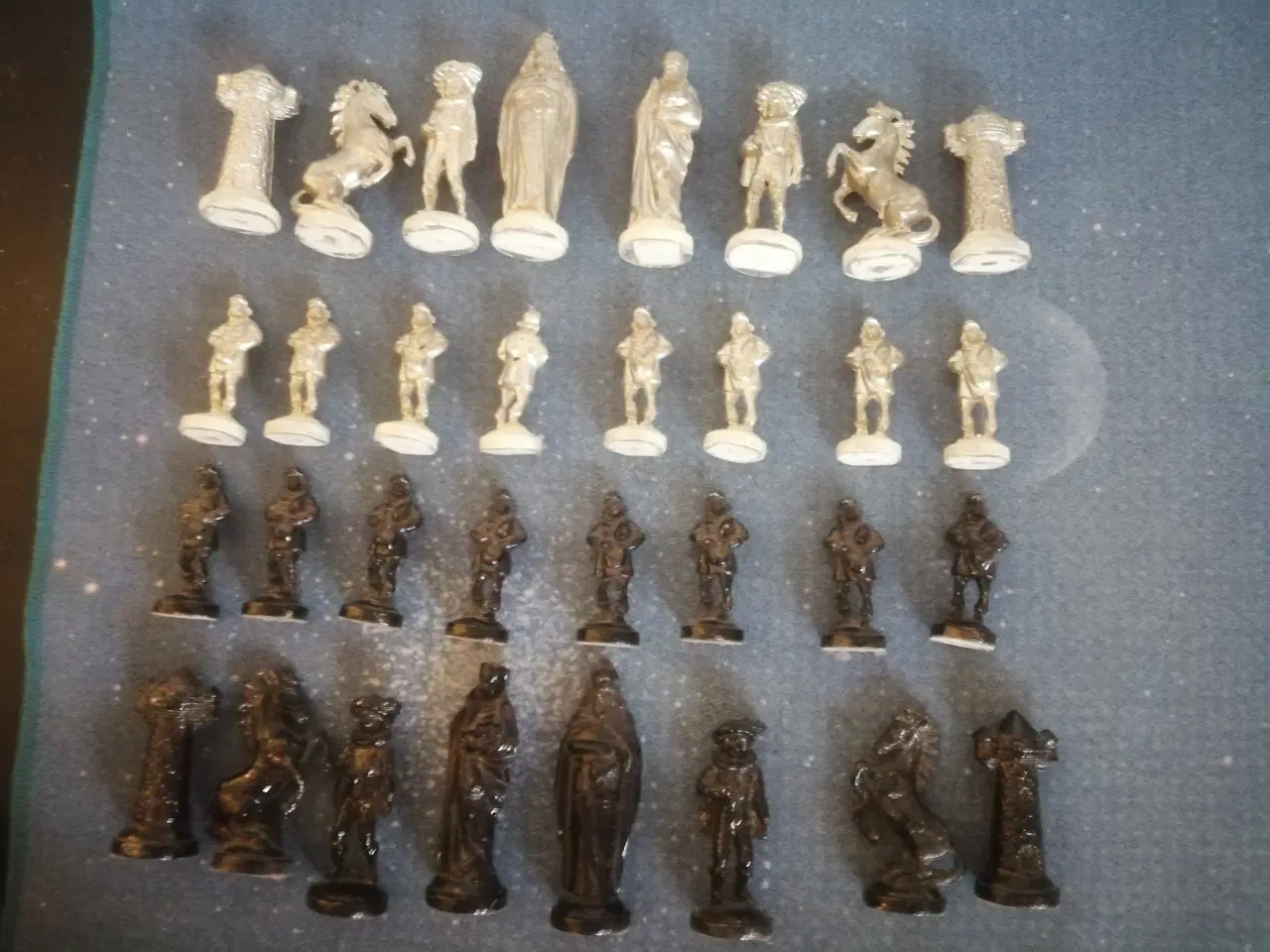 Billede 1 - Smukke Gamle Metal Skakbrikker