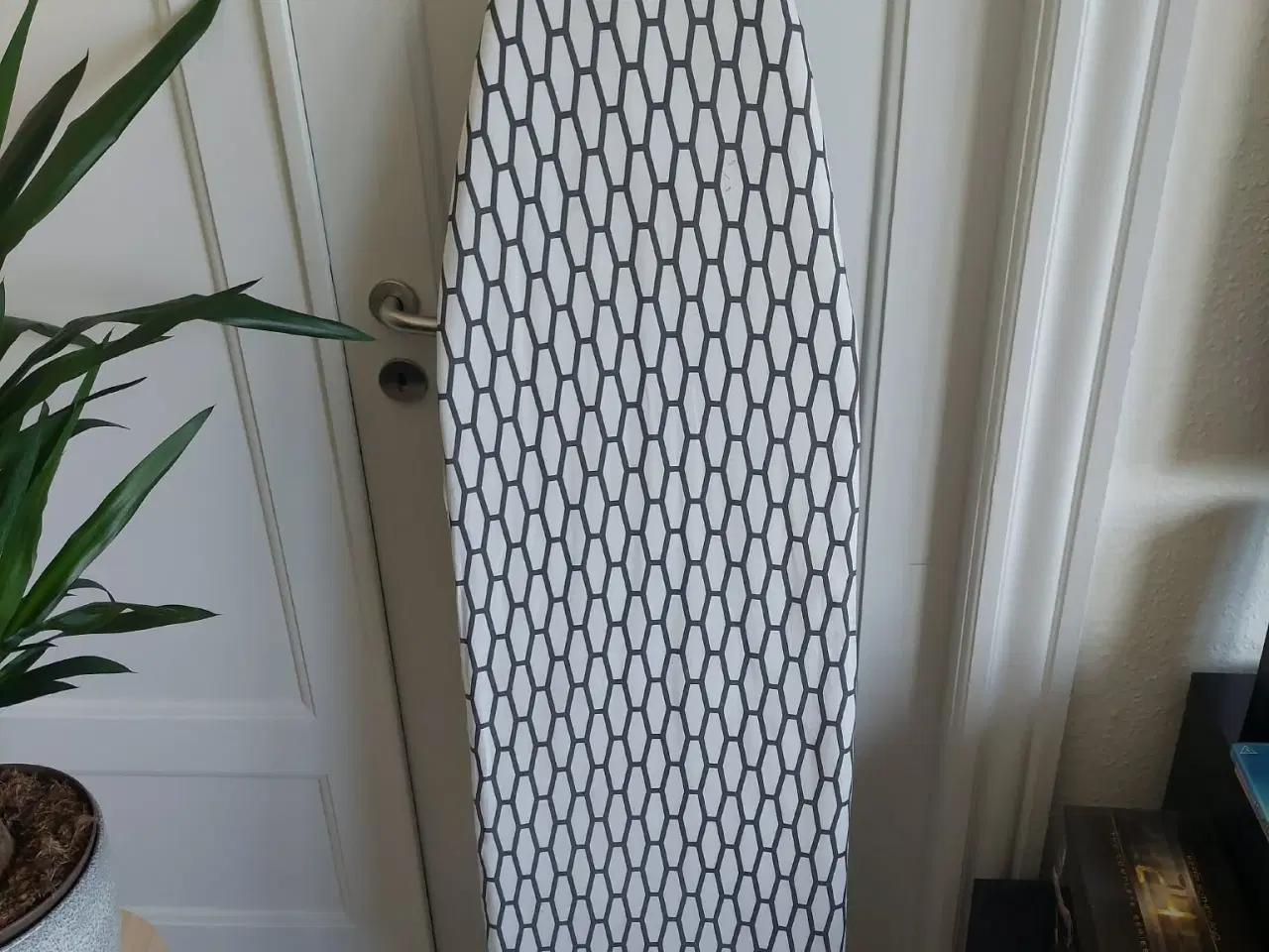 Billede 5 - Strygebræt 120 x 37 cm.